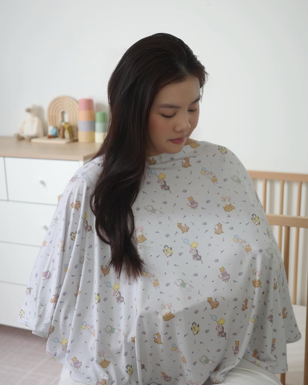 Nursing Cover - Twinkle Troupe